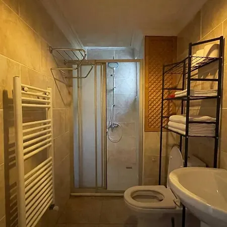 0098 - Cozy And Nostalgic Flat, Pera.